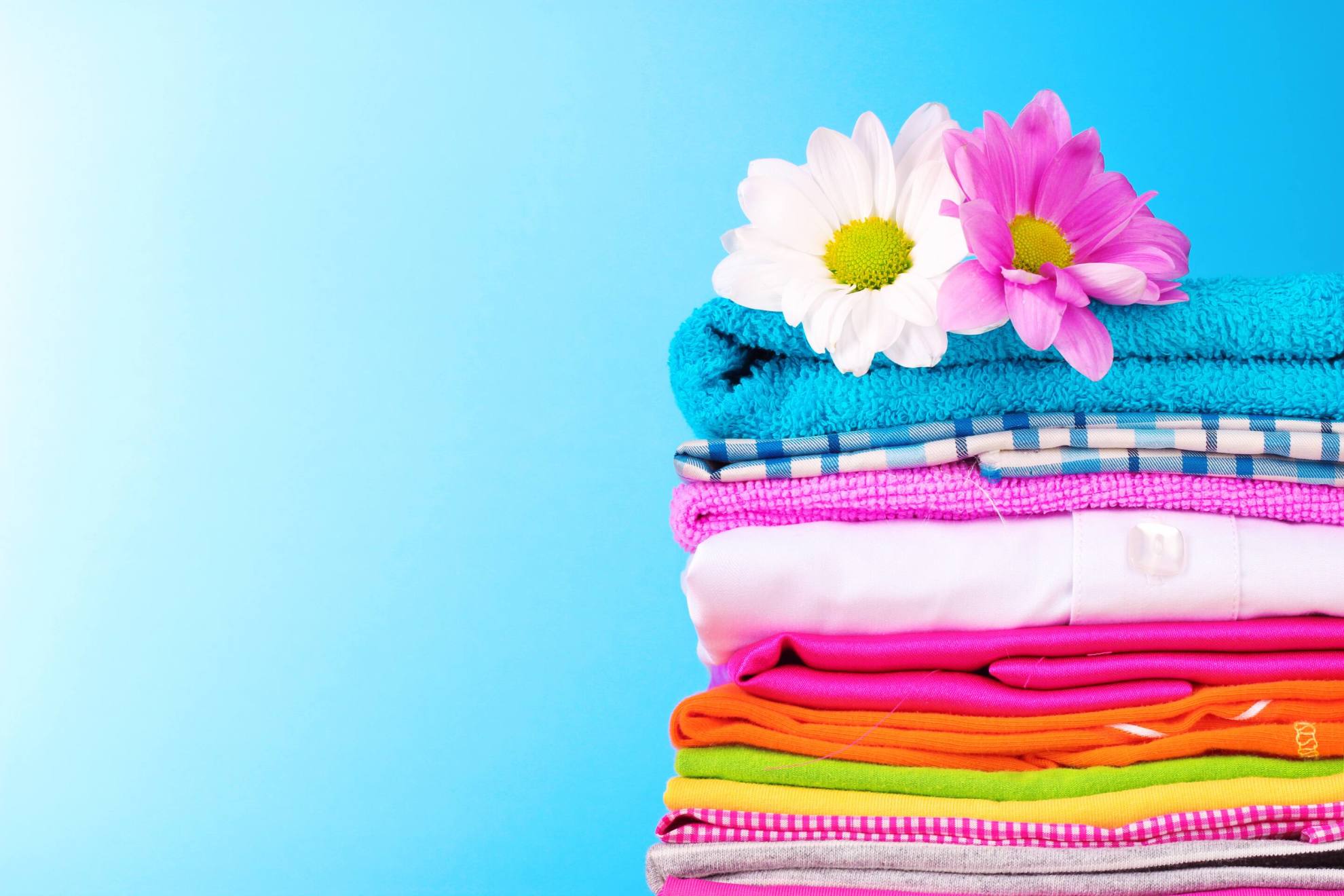 Ways To Add A Long Lasting Fragrance To Your Clothes Get Set Clean